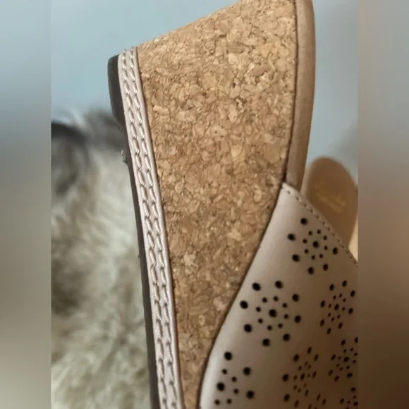 Clark’s wedge slide - Picture 13 of 13